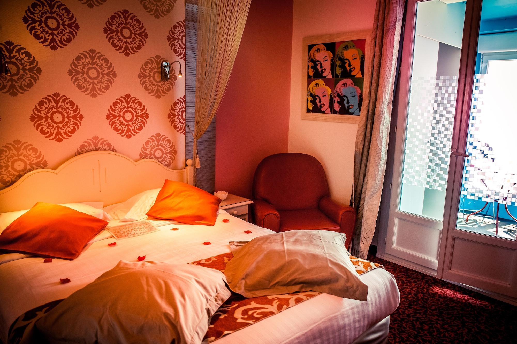 Logis - Hotel Arc En Ciel Et Spa Les Sables D'Olonne Eksteriør bilde
