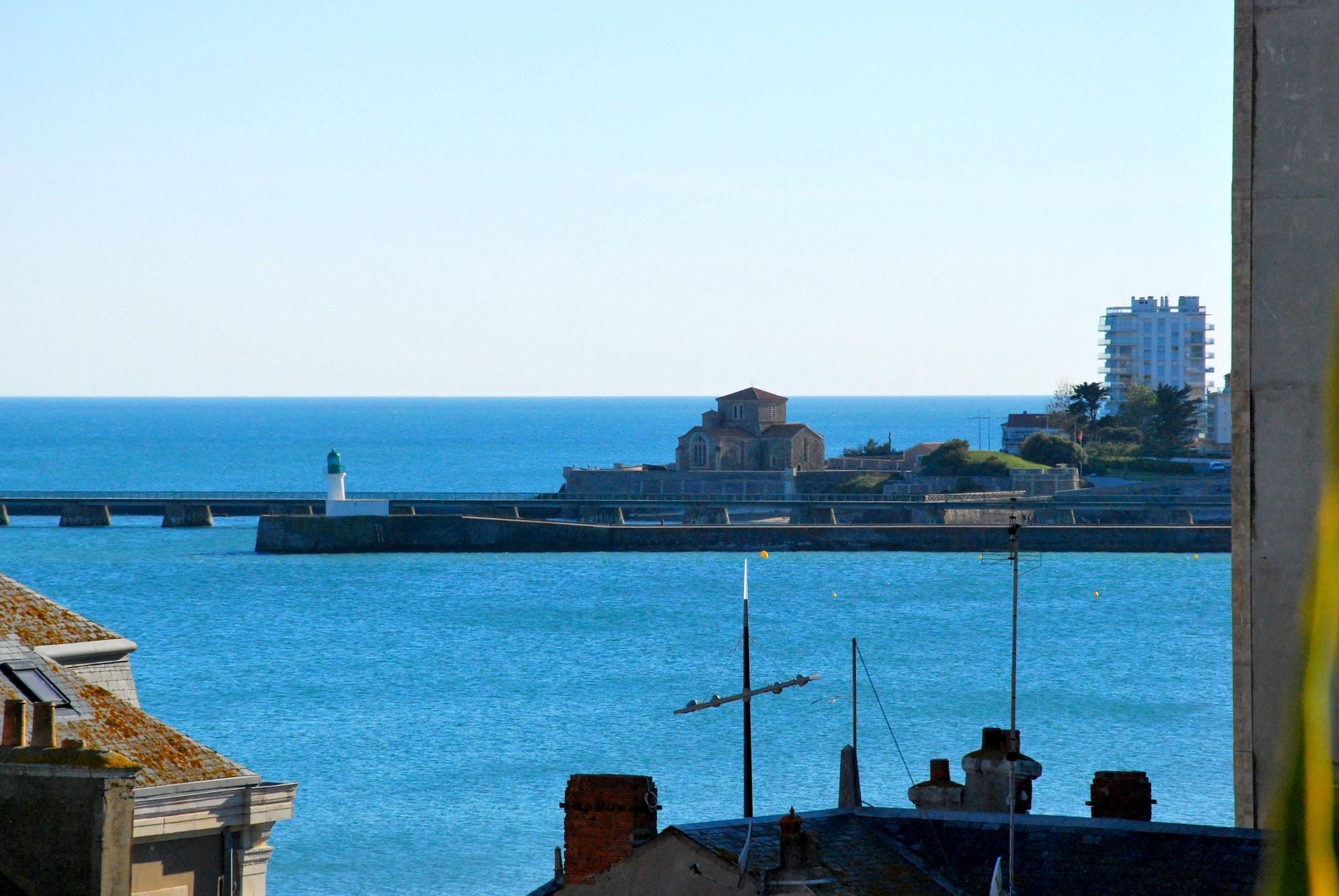 Logis - Hotel Arc En Ciel Et Spa Les Sables D'Olonne Eksteriør bilde