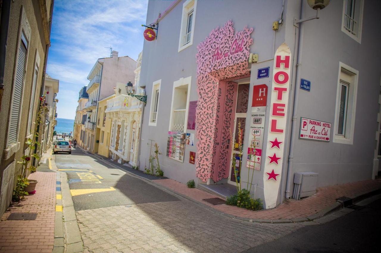Logis - Hotel Arc En Ciel Et Spa Les Sables D'Olonne Eksteriør bilde